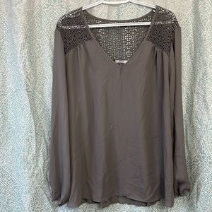 Ricki’s Grey/Gray Boho Pleated Crochet Blouse Size 18
